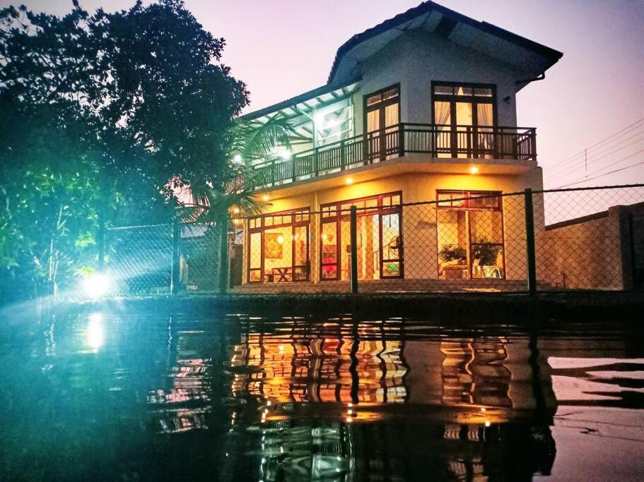 Aurora Lagoon Front Negombo Luaran gambar